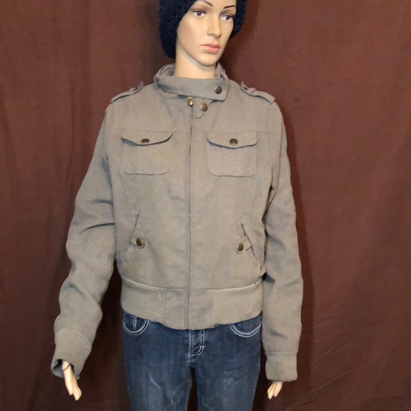 Grey Jacket - Picture 1 of 1